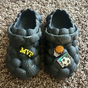 CROCS Kids Shoes in Black with Sports Charms